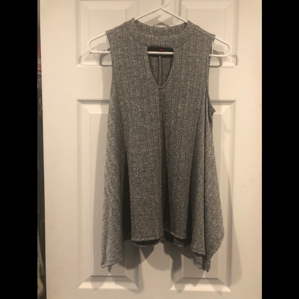 BNWT Jennifer Lopez Choker Shirt size S